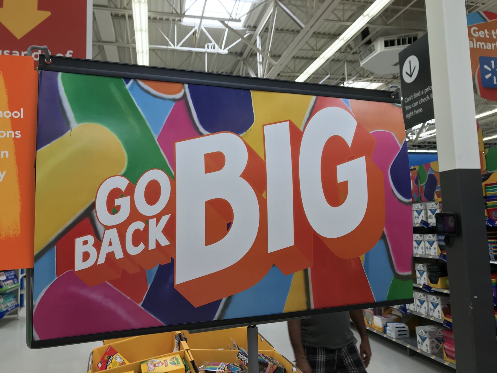 Walmart sign